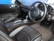 Porche-Cayman
