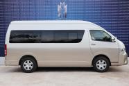 Toyota-HIACE