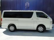 Toyota-HIACE